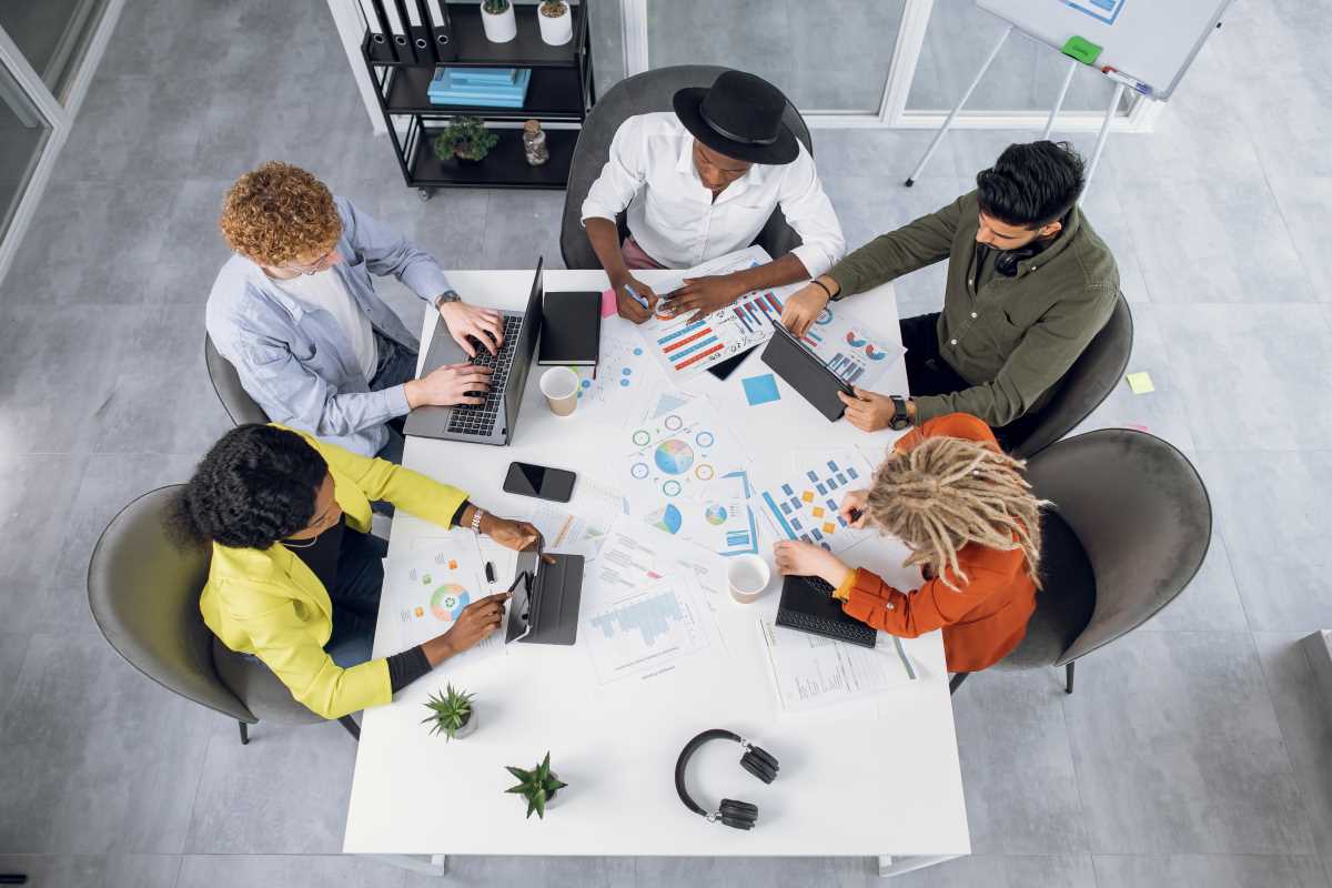 The Best Ways to Show You’re Ready for a Management Role