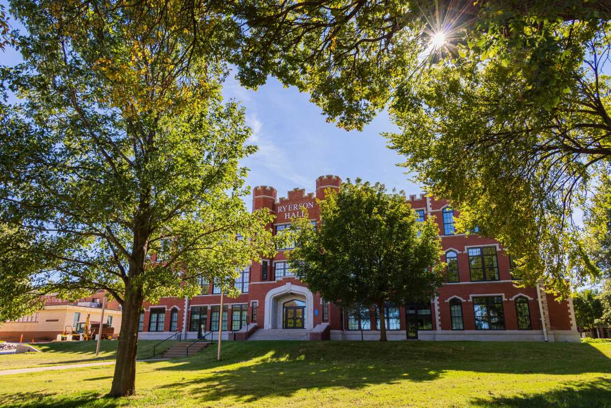 The Benefits of Attending a Historically Black College or University